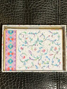 NWT Papyrus 12 Floral Vine Blank Cards and 12 Envelopes